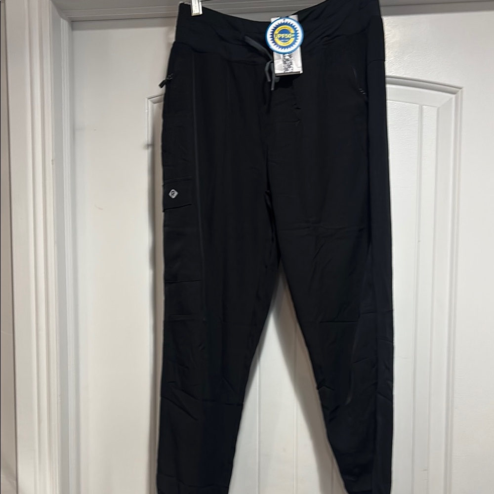 RlaGed Women’s Cargo Hiking Pants Lightweight Joggers  Size M.
